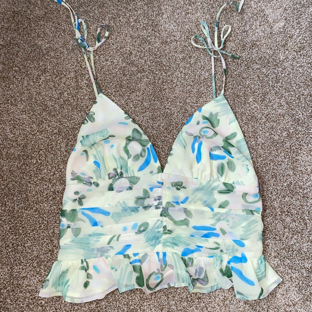 Wilfred Aritzia Small Yellow Floral Top